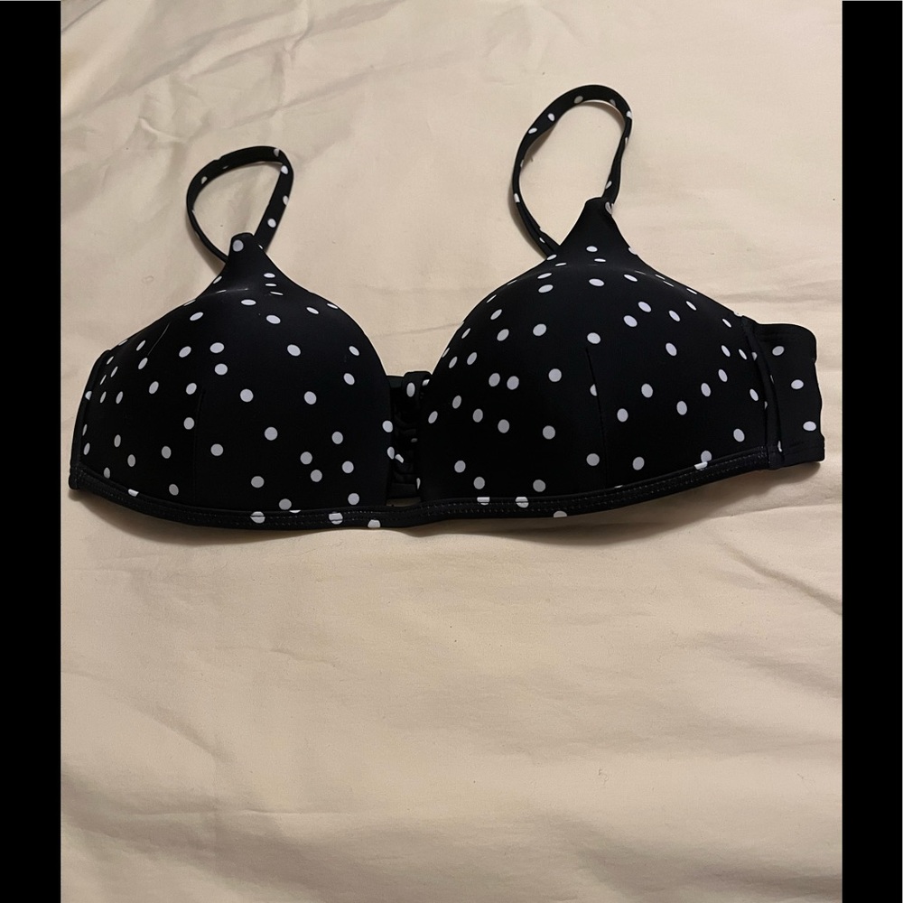 No Boundaries, Black & White Swim Top, Size M (7-9)